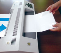 いろは ラミネート作業